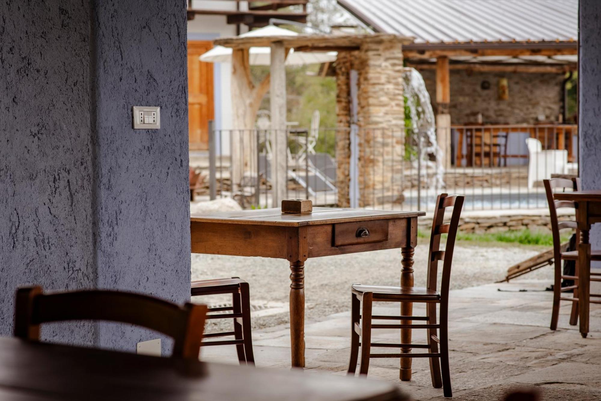 Agribenessere Agli Abatti Barge Εξωτερικό φωτογραφία